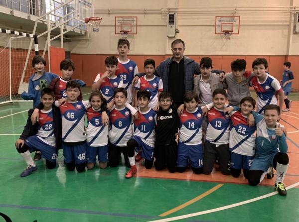 Futsal Takımımız İstanbul´da Son 8 Takım Arasına Girdi