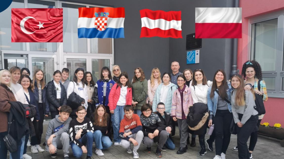 Farklıyız Fakat Birlikteyiz projesi kapsamında, öğretmenlerimiz ve 4 öğrencimiz 19 Mart-25 Mart 2023 tarihleri arasında Hırvatistandaydılar. 